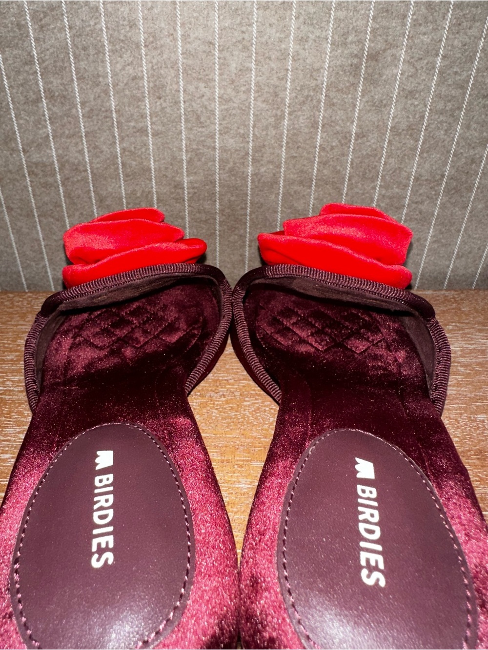 Birdies Velvet Burgundy Kitten Slides with Red Rose Accent - Picture 6 of 8